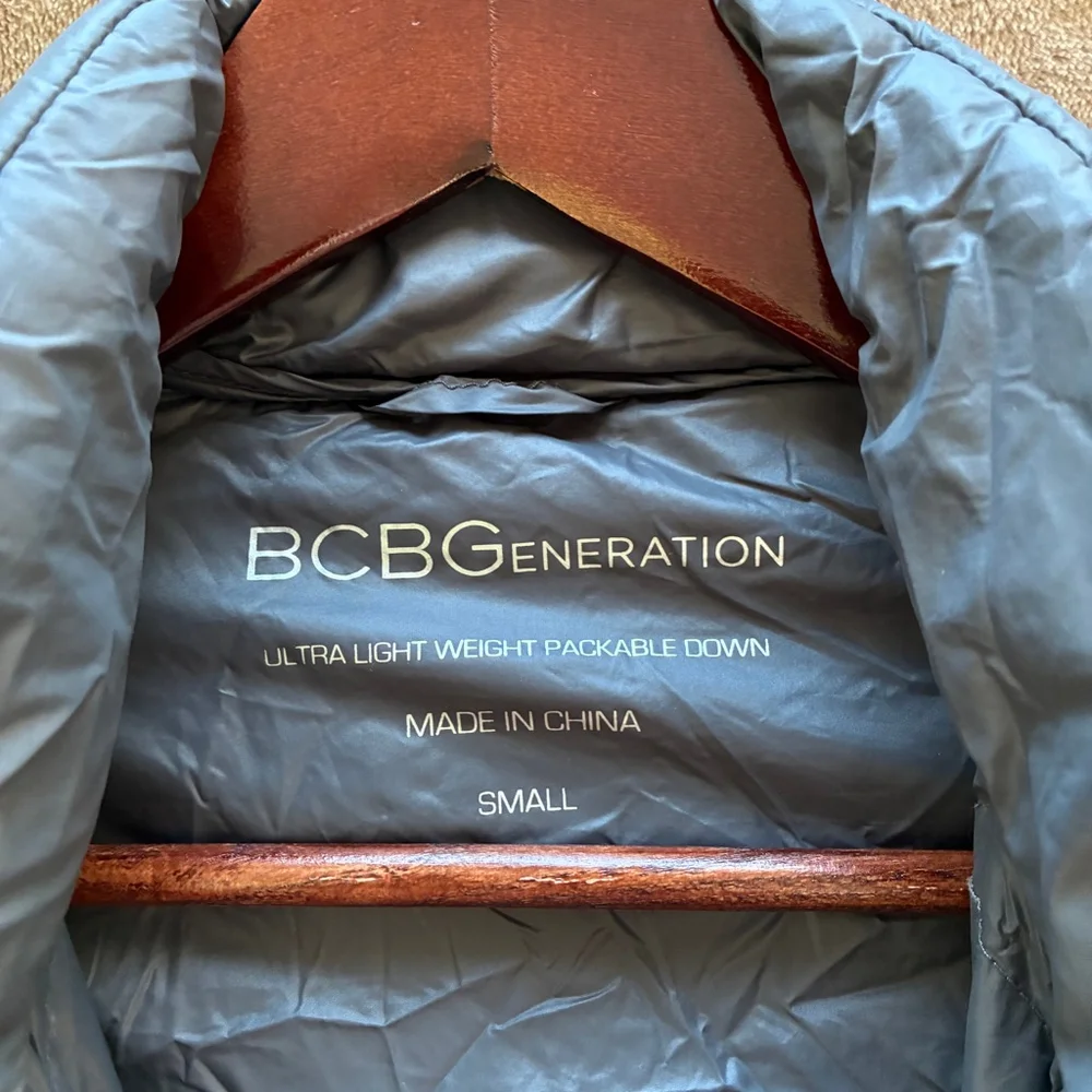 Women's BCBGeneration Down Filled Gray Puffer Jacket with Faux Fur Hood, Size S - Picture 12 of 14